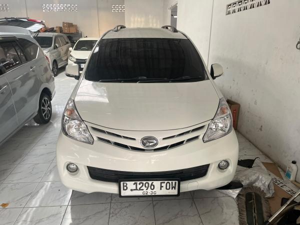 XENIA R 1.3 MT 2015 PUTIH