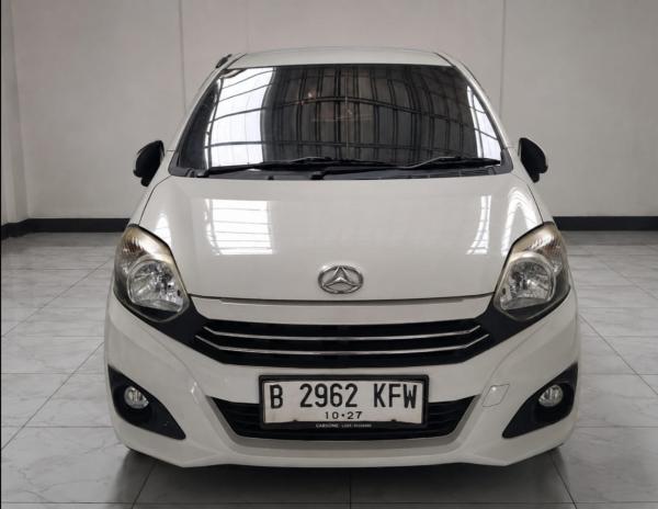 AYLA X 1.0 MT 2017 PUTIH