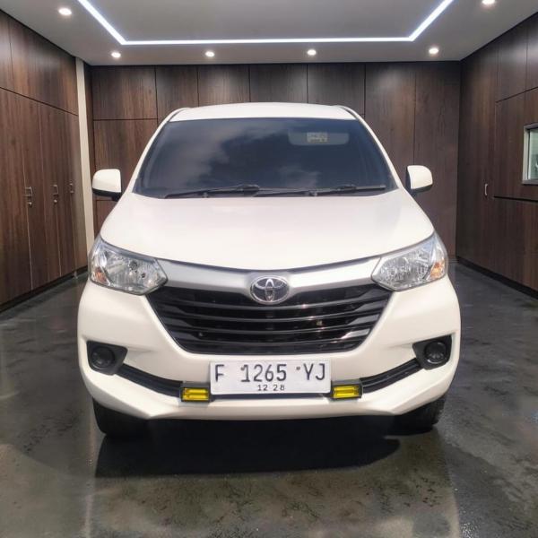 AVANZA E 1.3 MATIC 2018 PUTIH