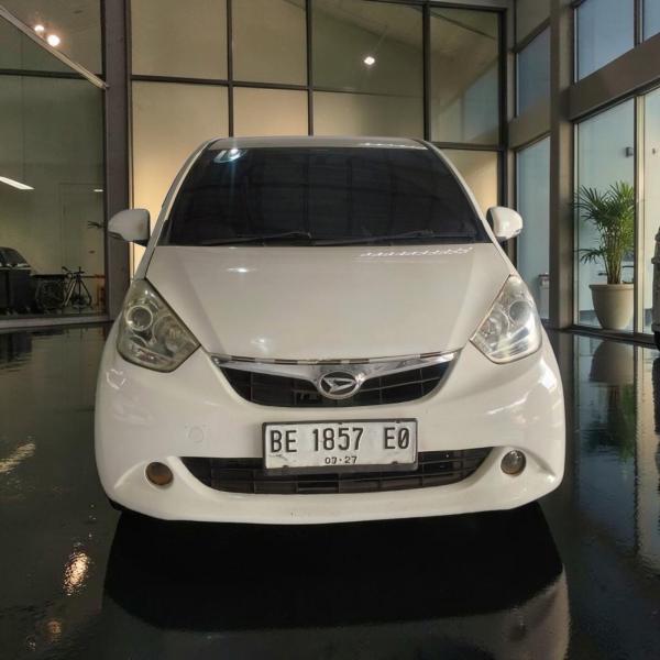 SIRION D 1.3 MT 2013 PUTIH
