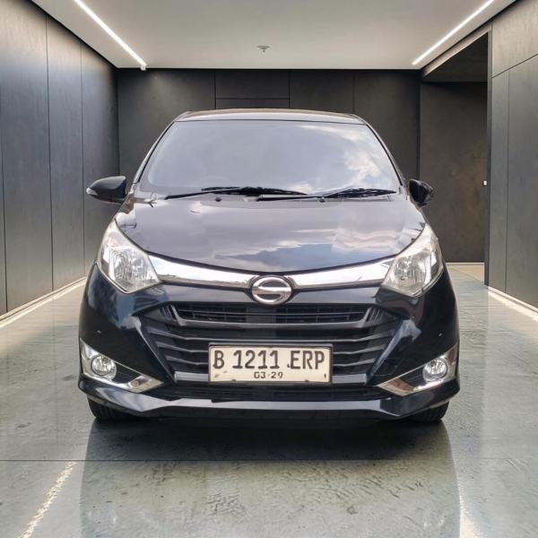 SIGRA R DELUXE 1.2 MT 2019 HITAM