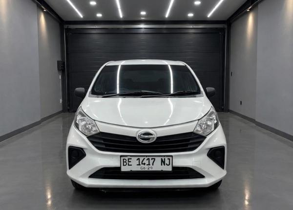 SIGRA D 1.0 MT 2024 PUTIH